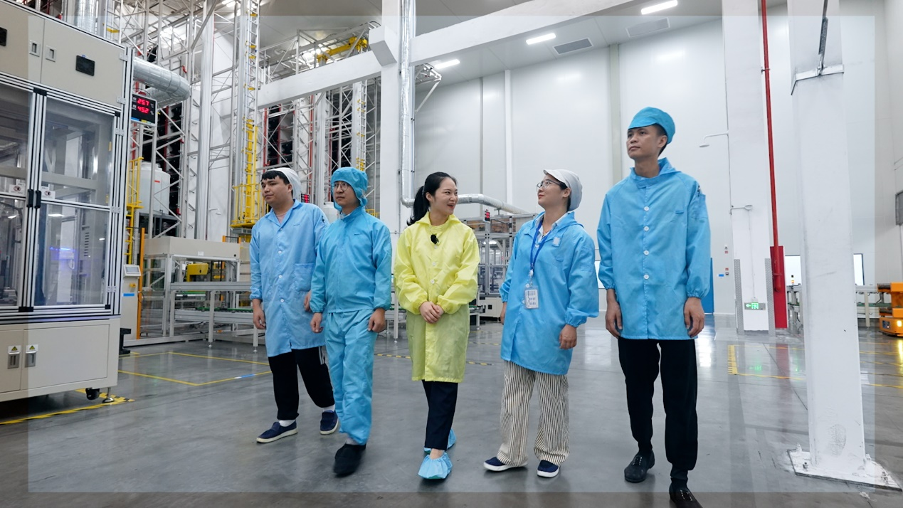 黨建強企 基金強鏈2.0  各產(chǎn)業(yè)功能型綜合黨委黨建特派員深入結(jié)對企業(yè)宣講黨的二十屆三中全會精神1.png